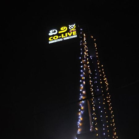 V2 Rooms Bangalore Luaran gambar
