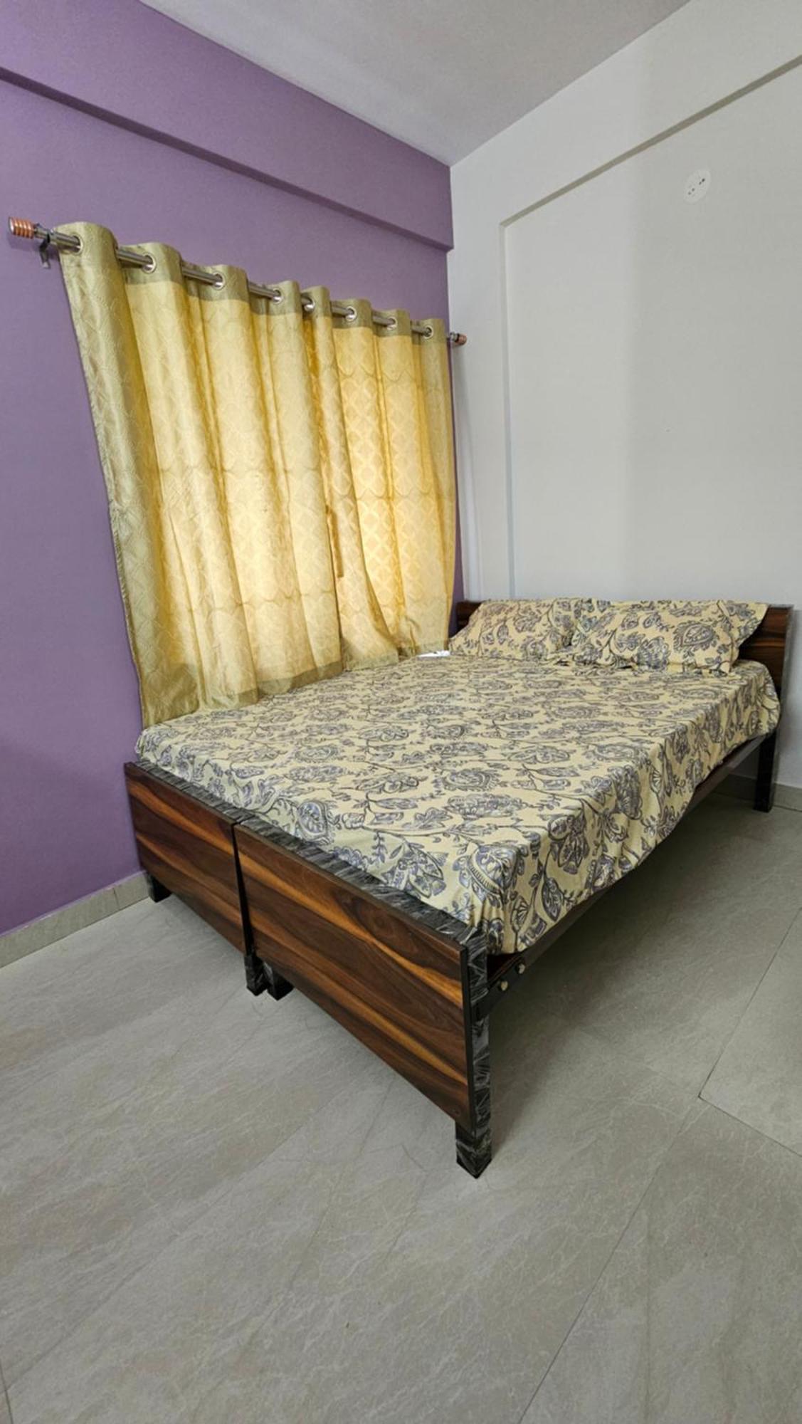 V2 Rooms Bangalore Luaran gambar