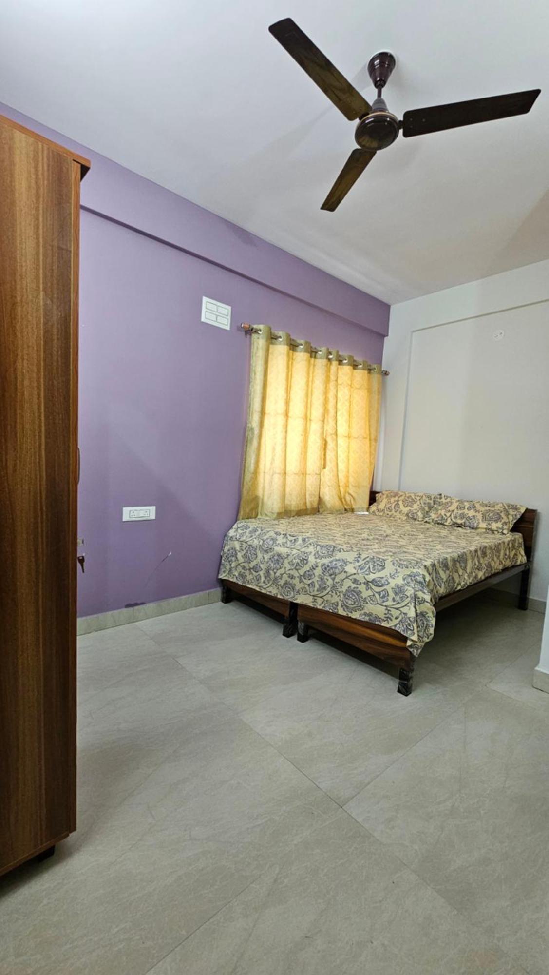 V2 Rooms Bangalore Luaran gambar